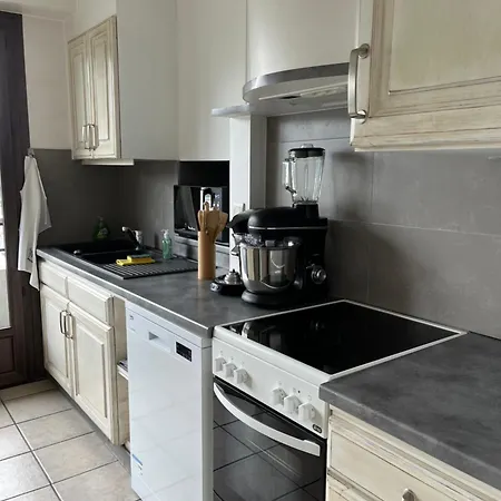 Appartement T2 En Plein Centre-ville